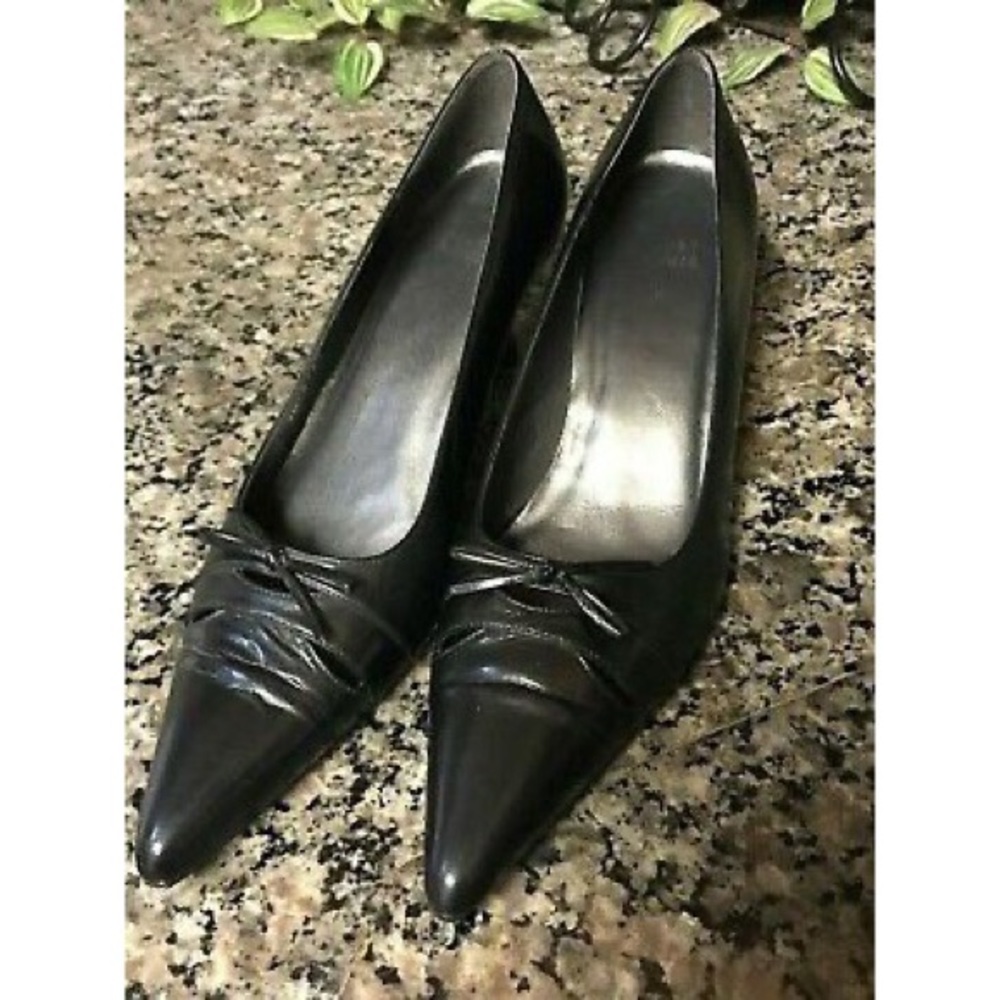 Stuart Weitzman Black Kitten Heel w/ Bow Detail
